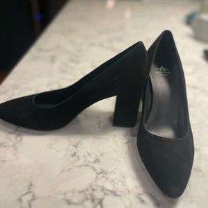 Aquatalia Peony Dress Shoe (Suede) Block Heel